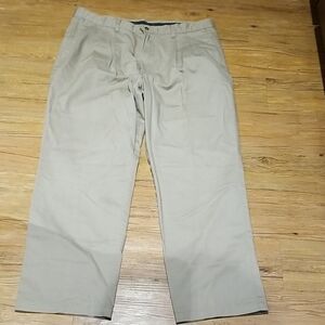 Dockers Men's Light Khaki Chinos 40x32